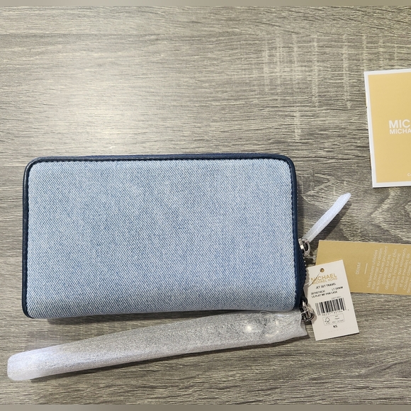 Michael Kors Jet Set Large Travel Smartphone Wallet Wristlet - Denim - Picture 4 of 8